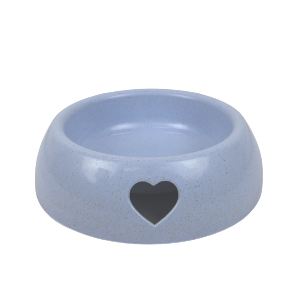 white plastic dog bowl